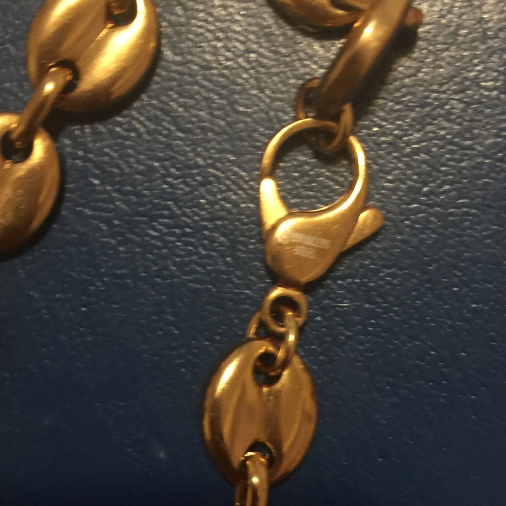 Chains - Picture 2 of 3
